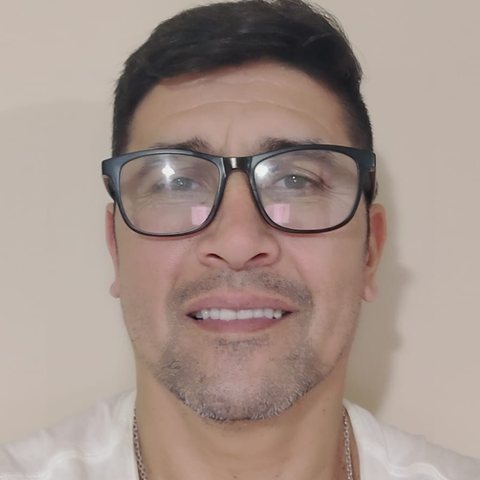 Roberto Mendoza